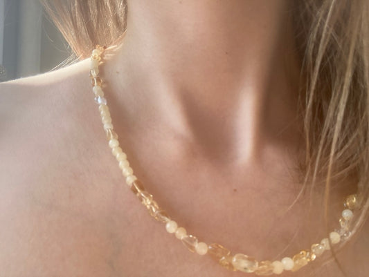Golden Bloom – Citrine & Ambronite Bead Necklace